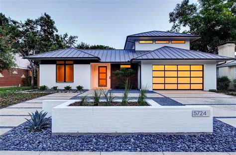 pictures houses with metal roofs|contemporary homes with metal roofs.